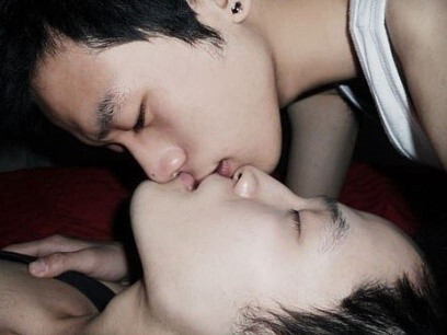 民工GAY小说《低俗的小民工，我喜欢！》  - 第 1 页-白马骑士