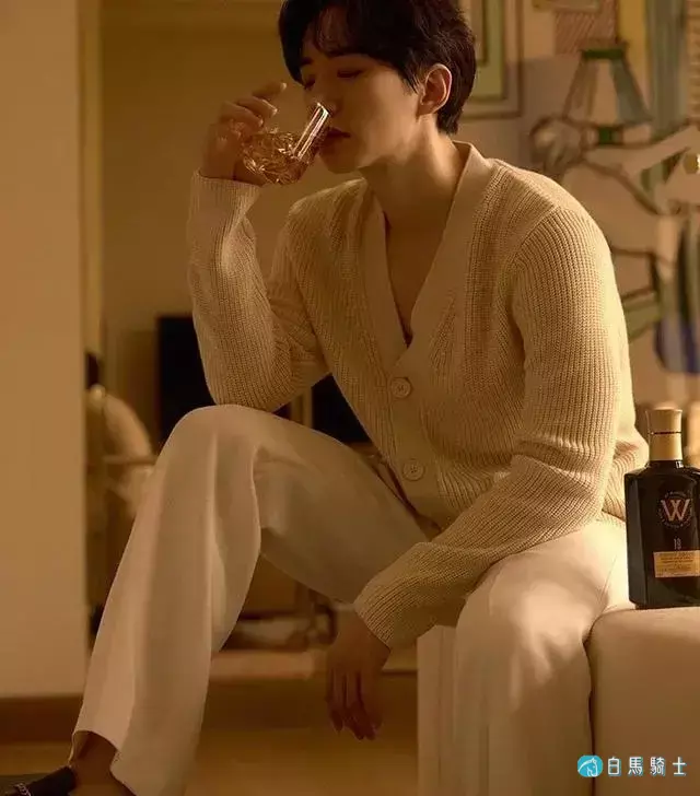 人畜无害小奶狗,纯欲和少年感并存的肌肉身材,看一眼就爱上了! 人畜无害小奶狗,纯欲和少年感并存的肌肉身材,看一眼就爱上了!