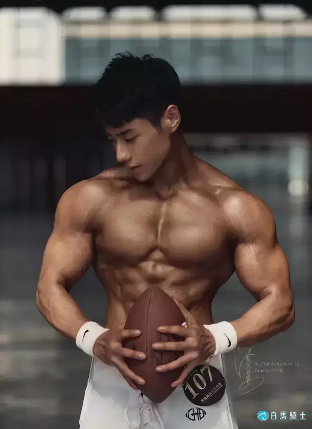 “双胞胎”硬核肌肉照刷屏!重庆当红童颜肌肉教练,也太帅了吧! “双胞胎”硬核肌肉照刷屏!重庆当红童颜肌肉教练,也太帅了吧!