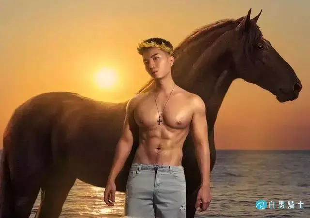 蜘蛛服紧身衣小哥拍校服大片,短发小狼狗颜帅身材好,也太可了! 蜘蛛服紧身衣小哥拍校服大片,短发小狼狗颜帅身材好,也太可了!