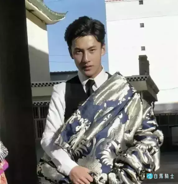 是谁惊艳了时光?是他!青海最帅的男人,被称为胡歌霍建华合体版 是谁惊艳了时光?是他!青海最帅的男人,被称为胡歌霍建华合体版