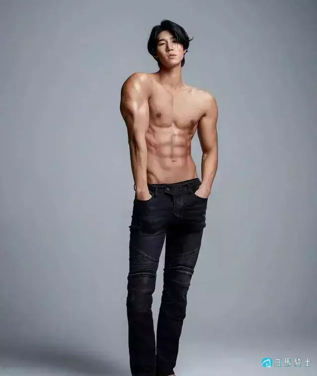 2021KR健身男模真实身材对比,是照片还是“照骗”? 2021KR健身男模真实身材对比,是照片还是“照骗”?