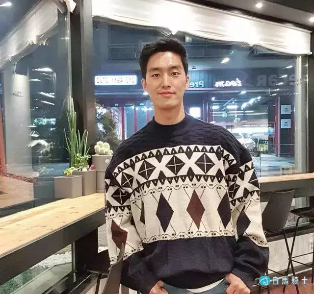 2021KR健身男模真实身材对比,是照片还是“照骗”? 2021KR健身男模真实身材对比,是照片还是“照骗”?
