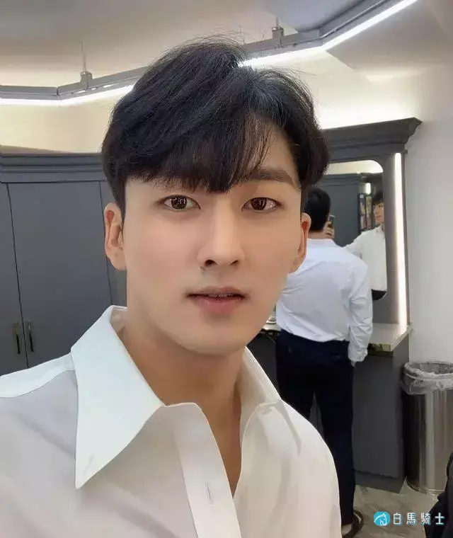 2021KR健身男模真实身材对比,是照片还是“照骗”? 2021KR健身男模真实身材对比,是照片还是“照骗”?