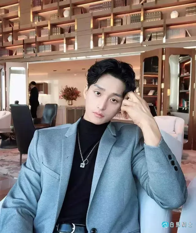 2021KR健身男模真实身材对比,是照片还是“照骗”? 2021KR健身男模真实身材对比,是照片还是“照骗”?
