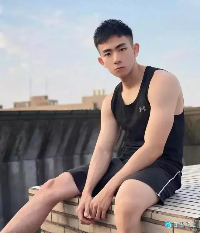 20位素人体育生大放送!原生态好身材,竟然这么好看! 20位素人体育生大放送!原生态好身材,竟然这么好看!