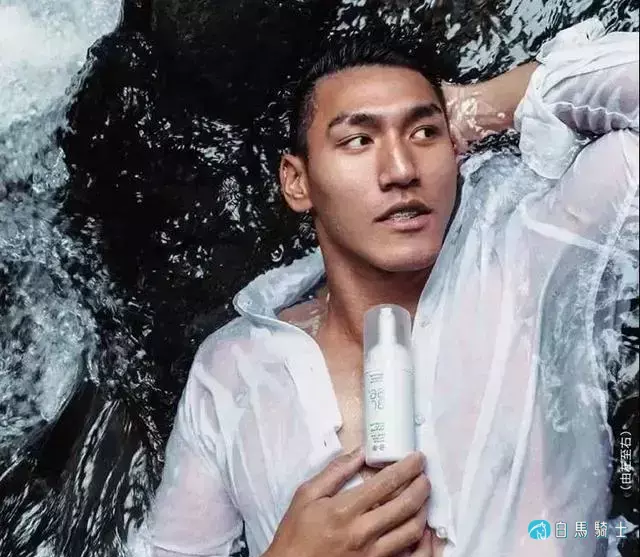 邀请6名肌肉私教拍沐浴大片,网友:羡慕摄影师了! 邀请6名肌肉私教拍沐浴大片,网友:羡慕摄影师了!